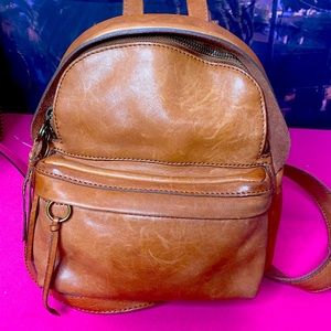 Madewell mini Lorimer backpack 100%leather in great condition